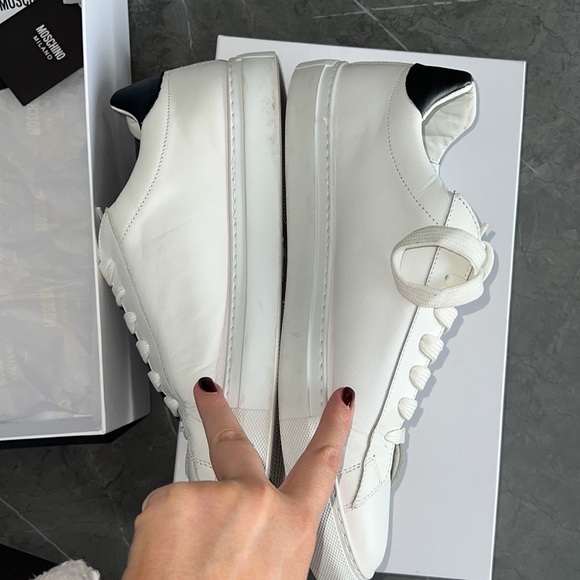 Moschino white/black sneakers for men - Picture 15 of 17